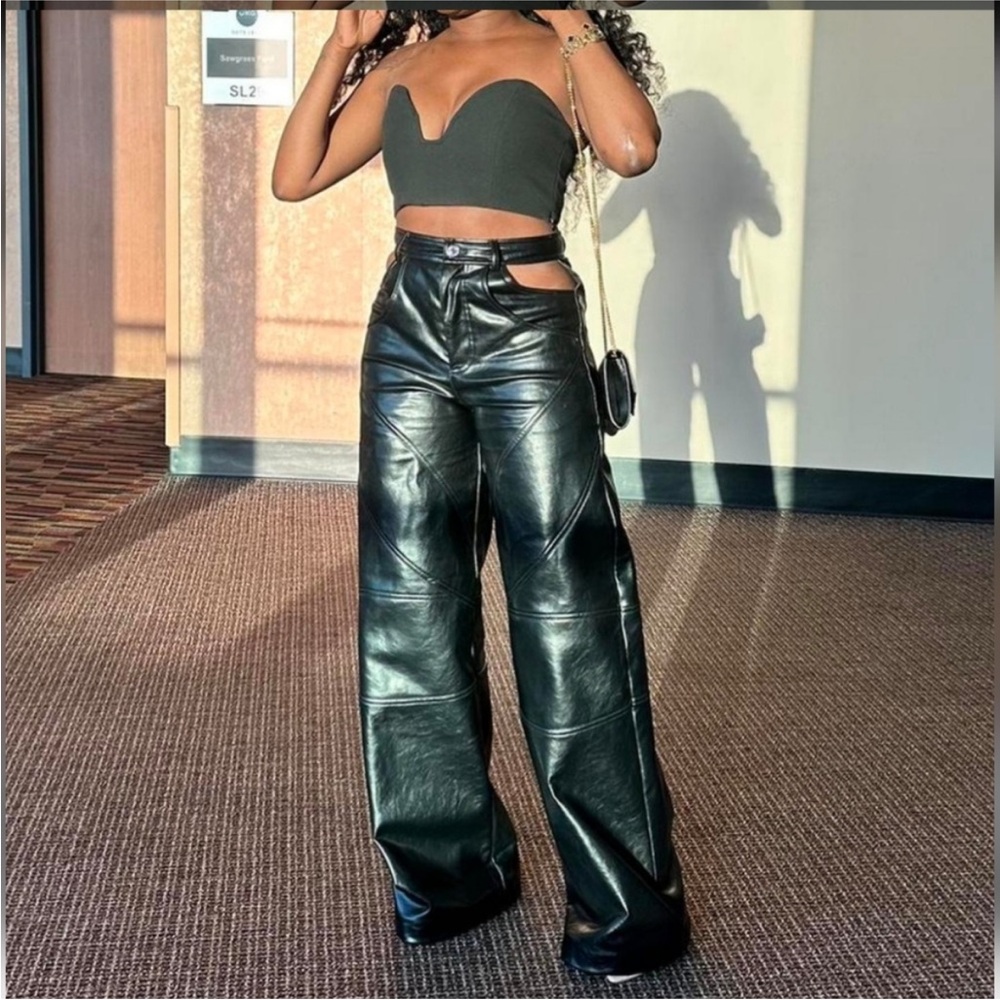 Zara sz M medium High-Waist Faux Leather Wide Leg Pants - Black